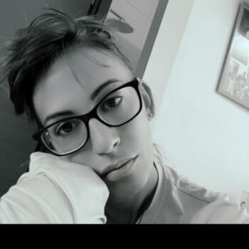 Lavoro per babysitter a Lavena Ponte Tresa: lavoro per babysitter Vera