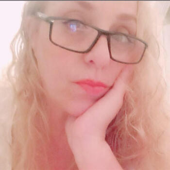 Babá em Caçapava: Malú