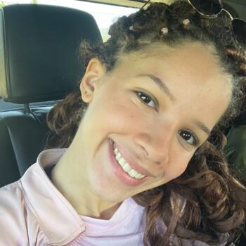 Babysitter Panama City: Ishall