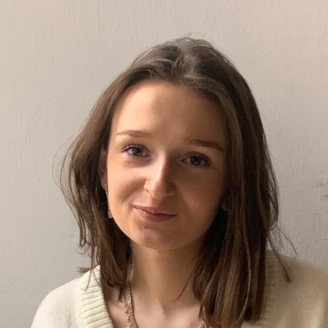 Babysitter in The Hague: Maria