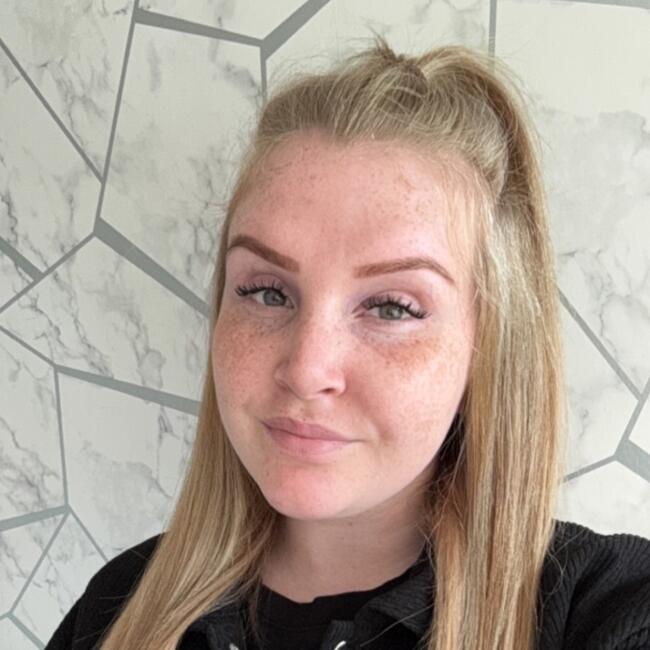 Babysitter in Rotherham: Kim