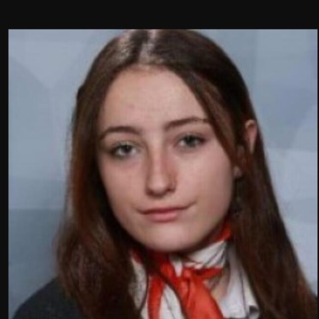 Babysitter in Roquefort-la-Bédoule: Lilou