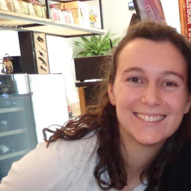 Canguro en Manresa: Júlia