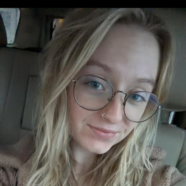 Babysitter in Middleton (Wisconsin): Helen