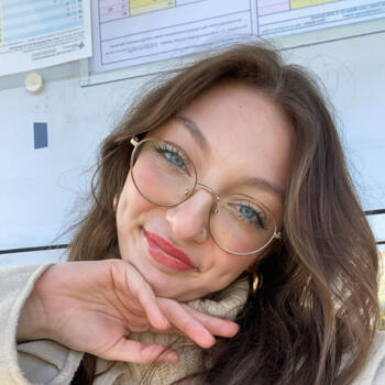 Babysitter Anif: Leah