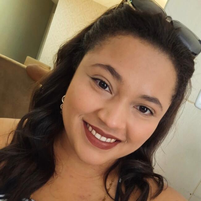 Babysitter in Vitória da Conquista: Raquel