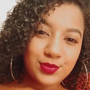 Babysitter in Salvador: Lorena