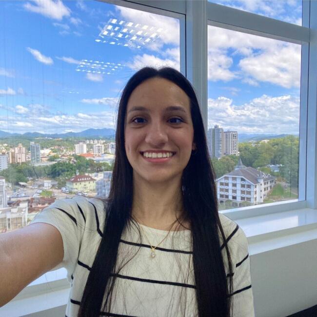 Babysitter in Brusque: Thais