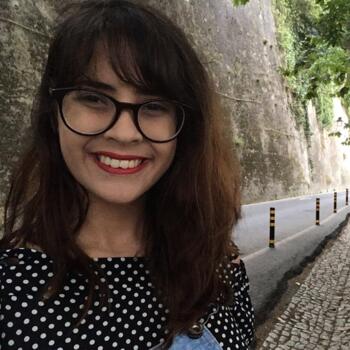 Babysitter em Oeiras: Emily