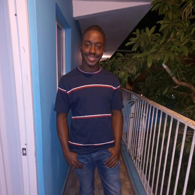 Babysitter in Angers: Franci