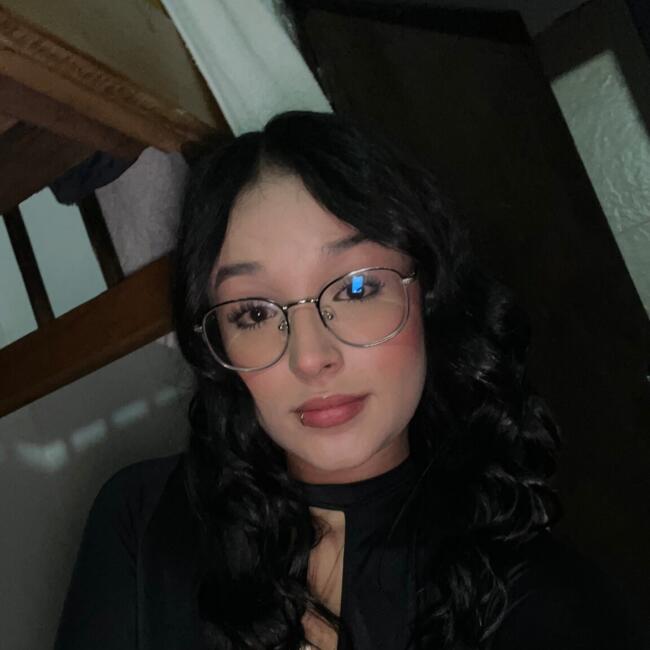 Babysitter in Medellín: Valentina