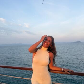 Babysitter in Naples: Fernanda