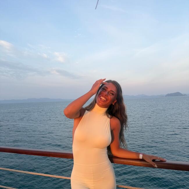 Babysitter in Naples: Fernanda