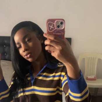 Babysitter Fontaines-sur-Saône: Samuela