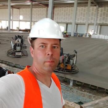 Babysitting job in Cluj-Napoca: babysitting job Laszlo