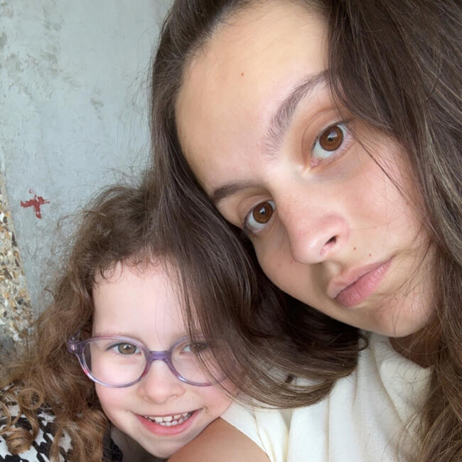 Babysitter in Vernon: Pauline