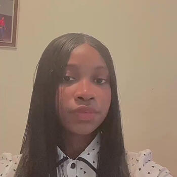 Babysitter in Santo Domingo Este: Dora