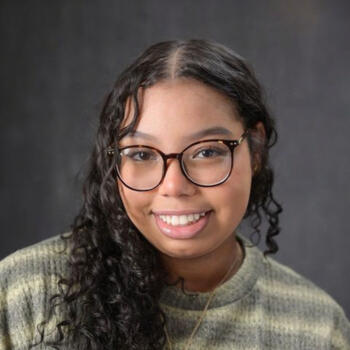 Babysitter in New York: Maddelyn