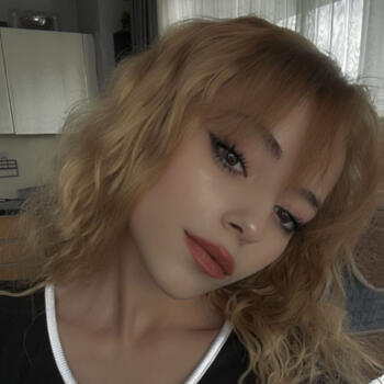 Babysitter in Istanbul: Irmak