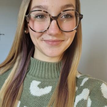 Babysitter in Crest: Jeni