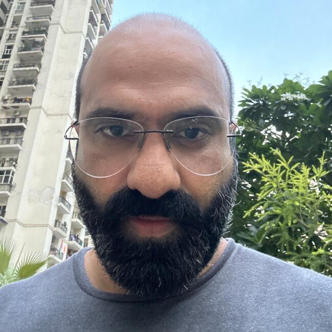 Babysitting job in Noida: Jatin