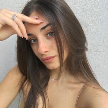 Babysitter Naples: Giulia
