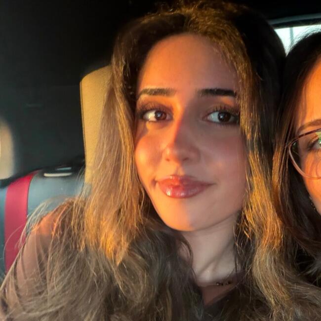 Babysitter in Dubai: Hind