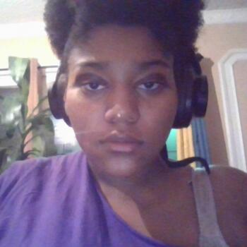 Babysitter in Harrison (Macomb): Azariah