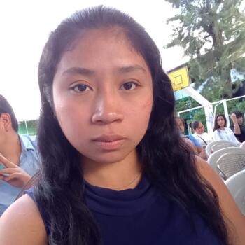 Babysitter in Villa Nueva: Gaby