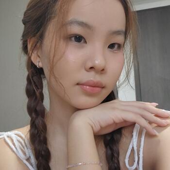 Babysitter Singapore: Clarisse