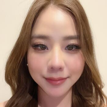 Babysitter in Papakura: Phenpitcha