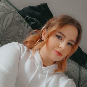 Nanny in Stoke-on-Trent: Genna