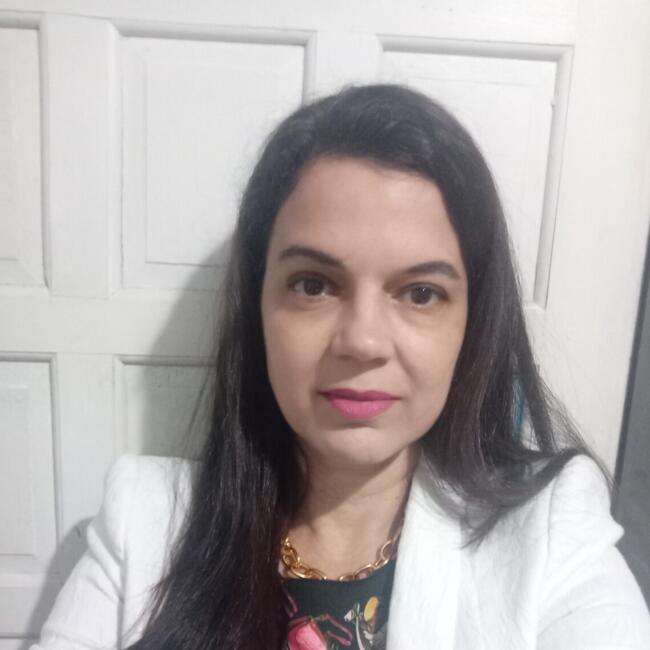 Babá em Florianópolis: Fabiola