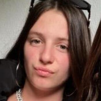 Babysitter in Penafiel: Lara