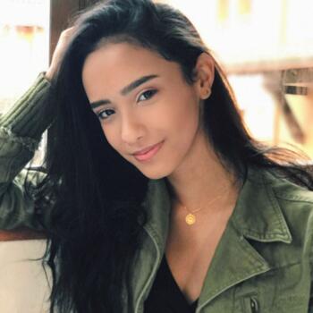 Canguro en Cabezón de la Sal: Hannah dias