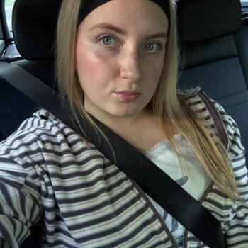 Babysitter Gateshead: Faye