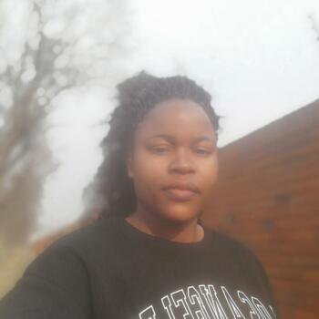 Niñera en Benoni: Loyce