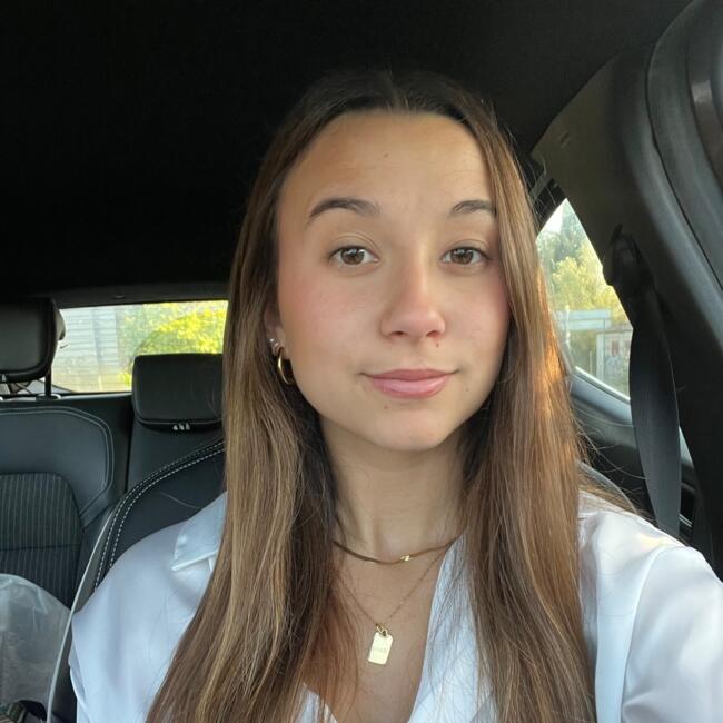 Niñera en Cerdanyola del Vallès: Ivet