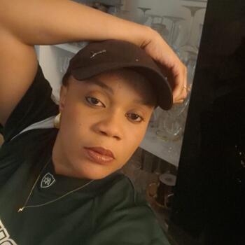 Babysitter in Romainville: Christelle