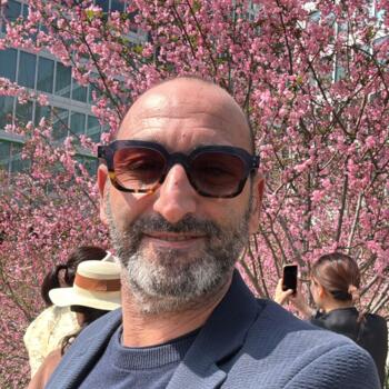 Trabajo de canguro en Almería: trabajo de canguro YOHAN