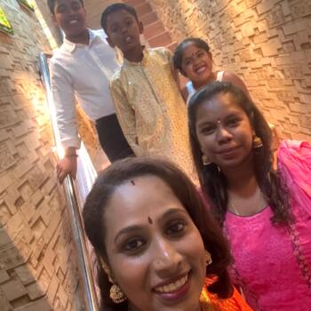 Parent Ampang: Rekha