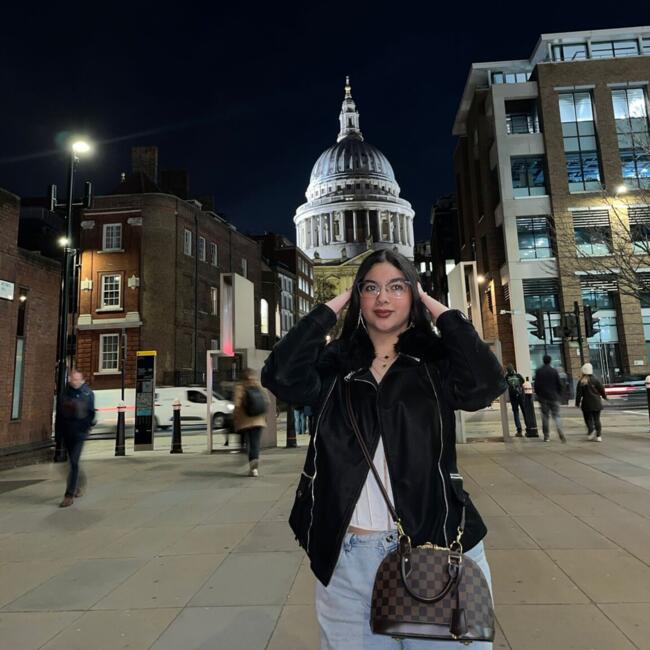 Babysitter in Madrid: Camila