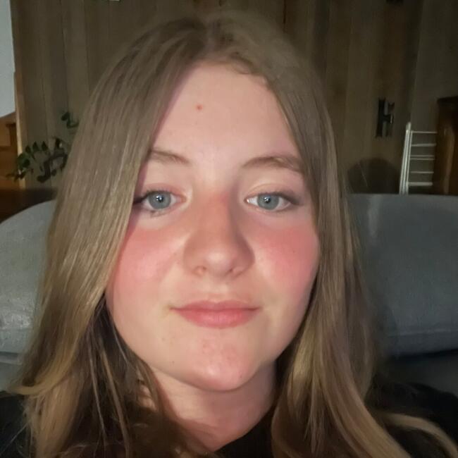 Babysitter in Origny-le-Sec: Zoé