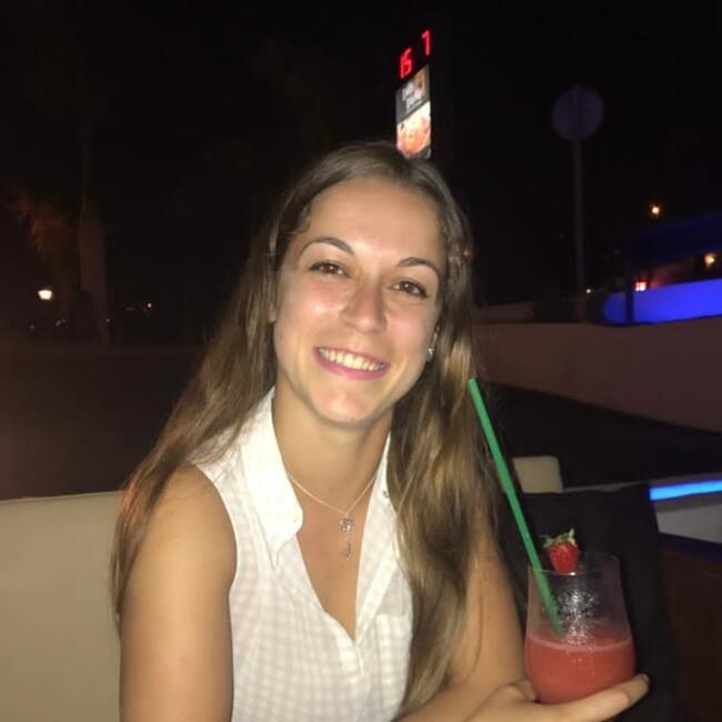 Babysitting job in Nazaré: Ana