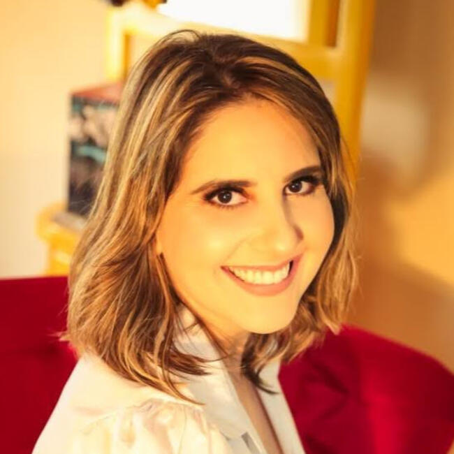 Babysitting job in Uberaba: Mara