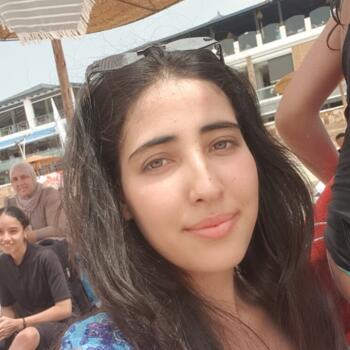 Babysitter in Casablanca: Loubna