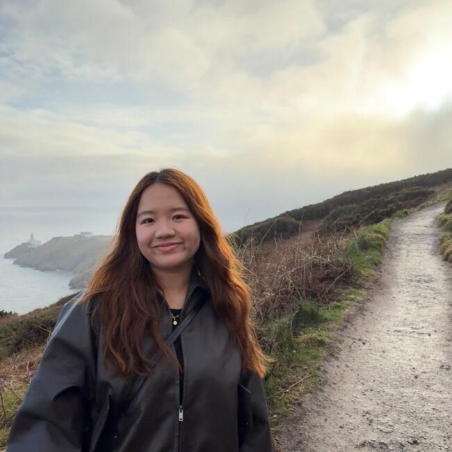 Babysitter in Singapore: Ashley Seow