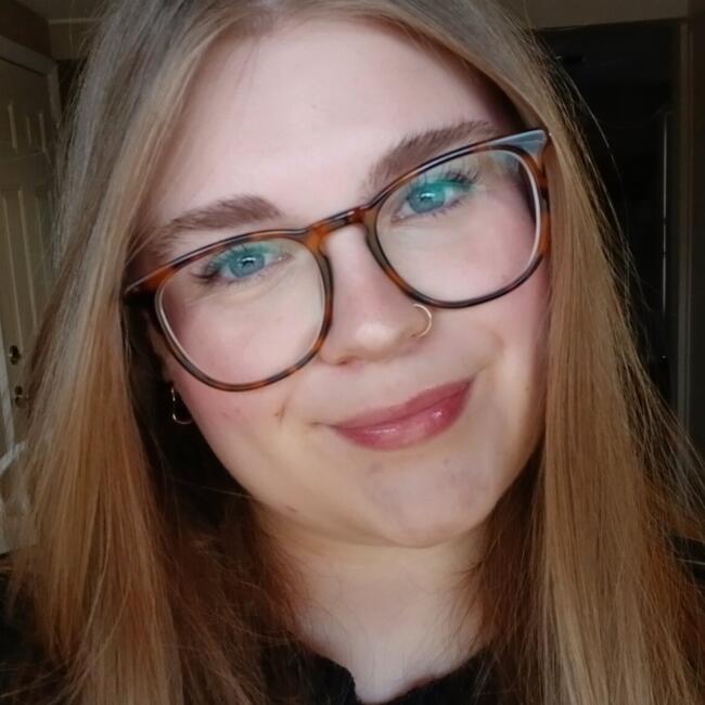 Babysitter in Indianapolis: Ada