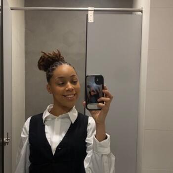 Babysitter em Loures: Maria