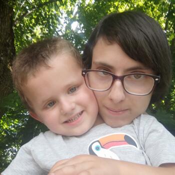 Baby-sitter in Saint-Égrève: Cynthia